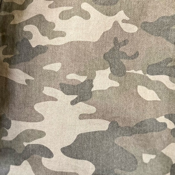 Tru Luxe Jeans Camo Utility Shirt Dress Snap Front NWT Size M - Picture 9 of 12